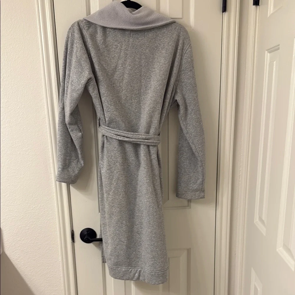 UGG Gray Robe - Picture 3 of 3